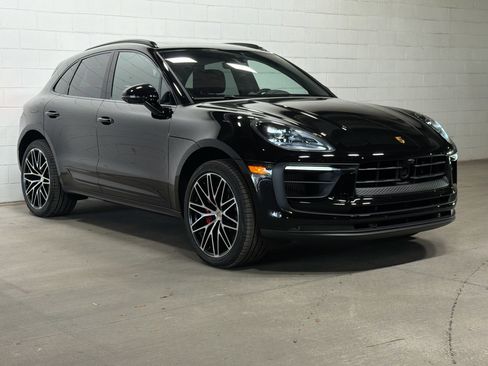 Certified 2026 Porsche Macan S AWD/4WD image 6