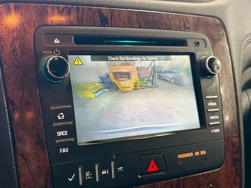 Used 2014 Chevrolet Traverse LT w/ All-Star Edition AWD/4WD image 14