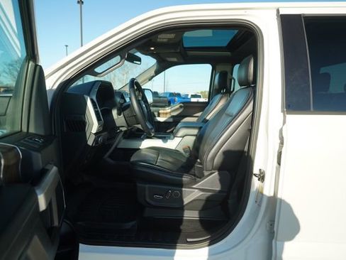 Used 2018 Ford F150 Lariat image 13