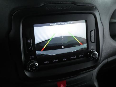 Used 2017 Jeep Renegade Altitude image 13