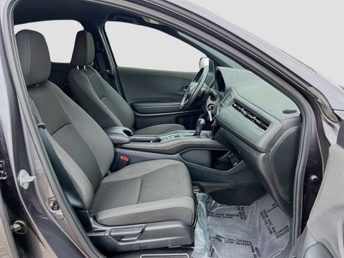 Used 2021 Honda HR-V Sport image 25