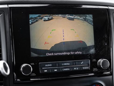 Used 2022 Nissan Titan SV w/ Accessory Utility Package AWD/4WD image 18