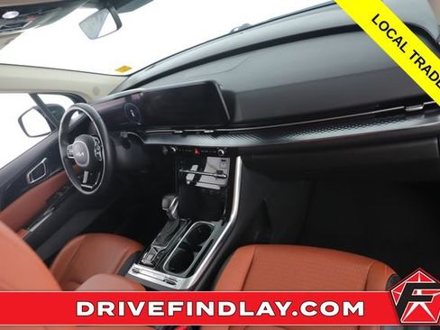 Used 2024 Kia Carnival SX Prestige FWD image 32