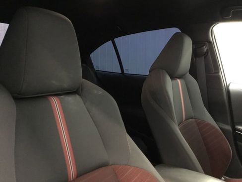 Used 2025 Toyota Corolla SE FWD image 20