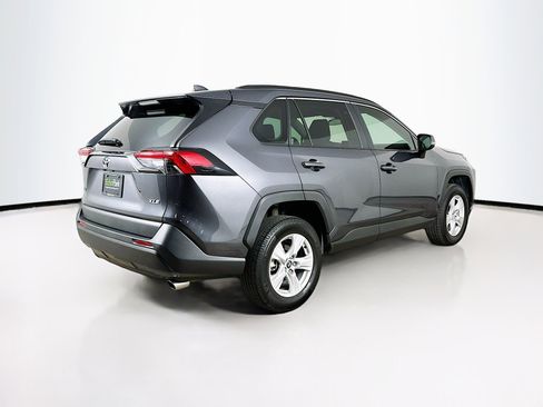 Used 2020 Toyota RAV4 XLE image 9