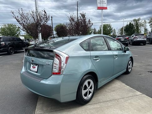 Used 2012 Toyota Prius Three FWD image 5