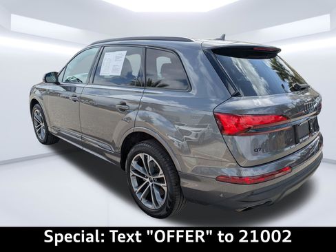 Certified 2025 Audi Q7 2.0T Premium w/ Convenience Plus Package image 5