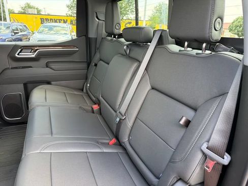 New 2026 GMC Sierra 1500 Elevation w/ Elevation Premium Package AWD/4WD image 21