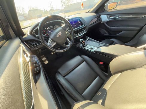Used 2021 Cadillac CT5 Sport image 8
