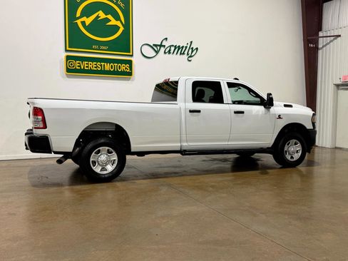 Used 2024 RAM 2500 Tradesman AWD/4WD image 8