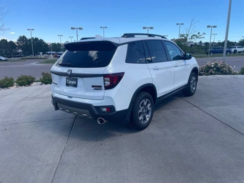 Used 2023 Honda Passport TrailSport image 8