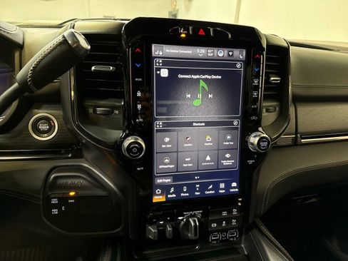 Used 2024 RAM 2500 Limited image 24