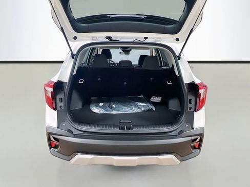 New 2026 Kia Seltos LX image 23