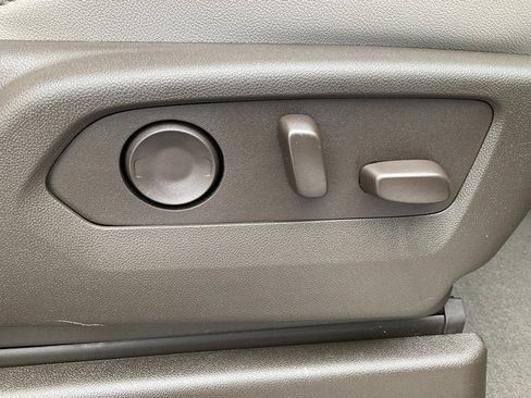 New 2026 GMC Yukon XL Elevation image 20