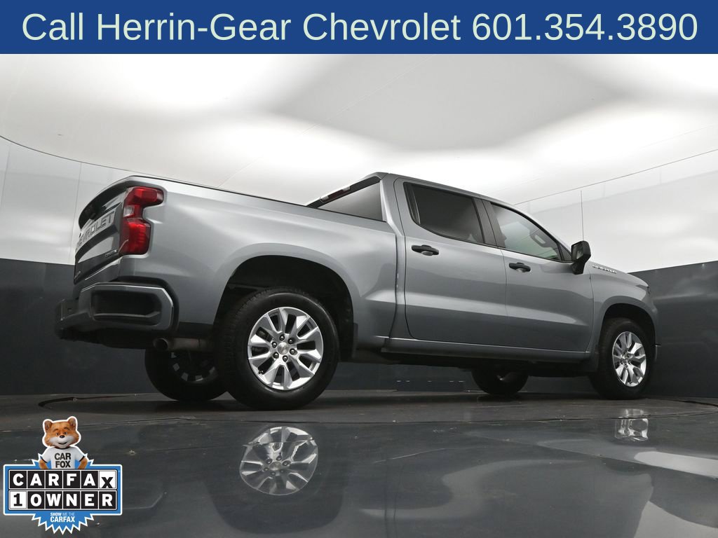 Used 2025 Chevrolet Silverado 1500 Custom w/ LPO, Dark Essentials Package RWD image 23