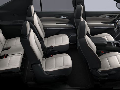 New 2027 Chevrolet Traverse LT FWD image 10