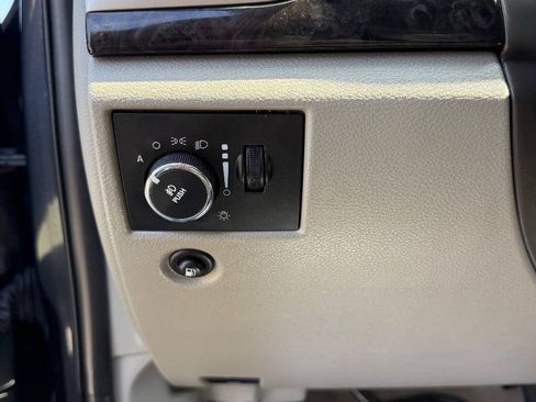 Used 2012 Jeep Grand Cherokee Laredo AWD/4WD image 17