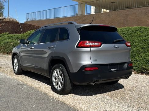 Used 2014 Jeep Cherokee Latitude image 4