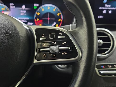 Used 2021 Mercedes-Benz GLC 300 4MATIC image 21