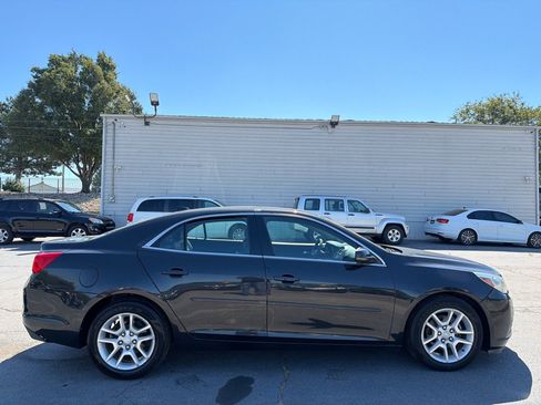 Used 2014 Chevrolet Malibu LT w/ Power Convenience Package FWD image 5
