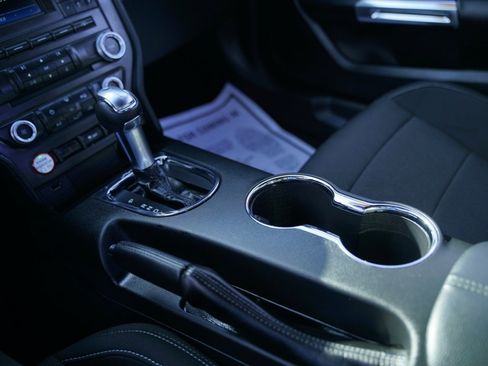 Used 2017 Ford Mustang Coupe image 20