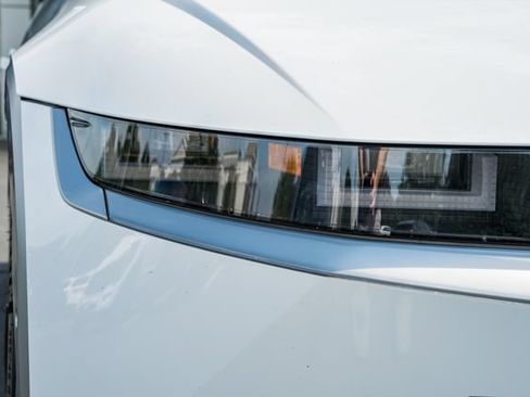Used 2023 Hyundai Ioniq 5 Limited AWD/4WD image 9