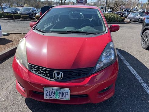 Used 2013 Honda Fit Sport image 2