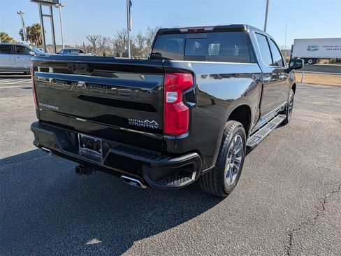 Used 2023 Chevrolet Silverado 1500 High Country image 4