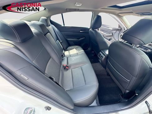 Used 2023 Nissan Altima 2.5 SL AWD/4WD image 35