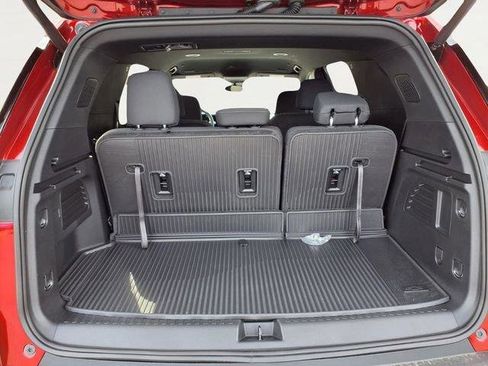 New 2026 Chevrolet Traverse LT w/ LPO, Floor Liner Package AWD/4WD image 5
