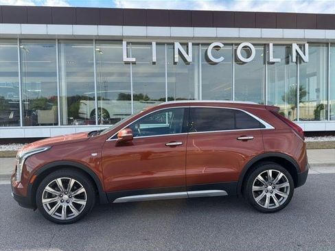 Used 2019 Cadillac XT4 Premium Luxury w/ Enhanced Visibility Package image 2