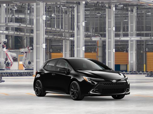 New 2026 Toyota Corolla XSE FWD image 17