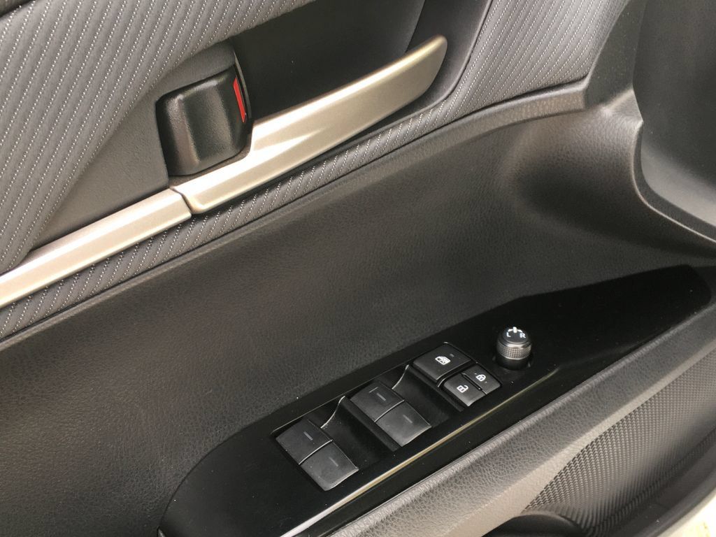 Used 2025 Toyota Camry SE FWD image 20