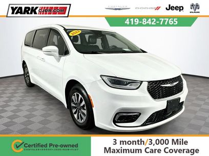 Used 2022 Chrysler Pacifica Touring-L