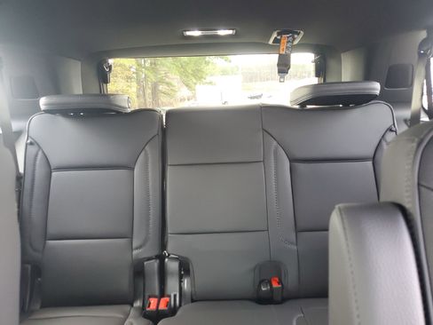 New 2026 GMC Yukon Denali w/ Sun & Power Step Package image 11