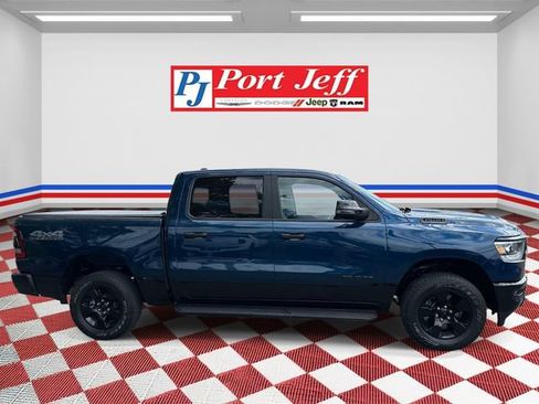 Used 2023 RAM 1500 Big Horn AWD/4WD image 3