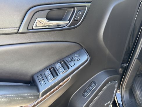 Used 2018 Chevrolet Tahoe LT AWD/4WD image 16
