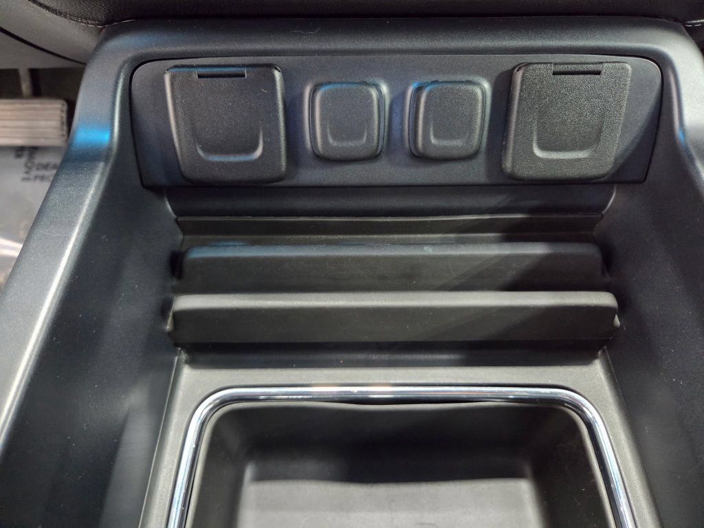 Used 2017 GMC Sierra 1500 SLE w/ SLE Value Package AWD/4WD image 36