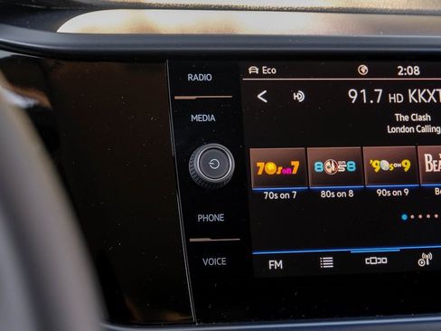 Used 2022 Volkswagen Taos SE image 39