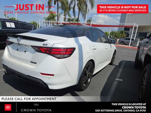 Used 2022 Nissan Sentra SR w/ Midnight Edition FWD image 4