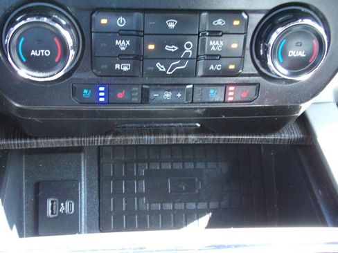 Used 2020 Ford F250 Lariat AWD/4WD image 22