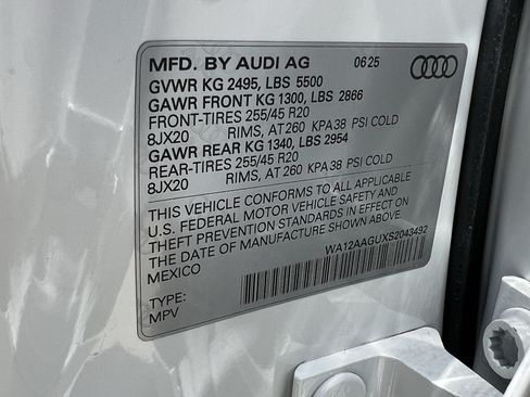 Certified 2025 Audi Q5 Premium w/ Premium Plus AWD/4WD image 37