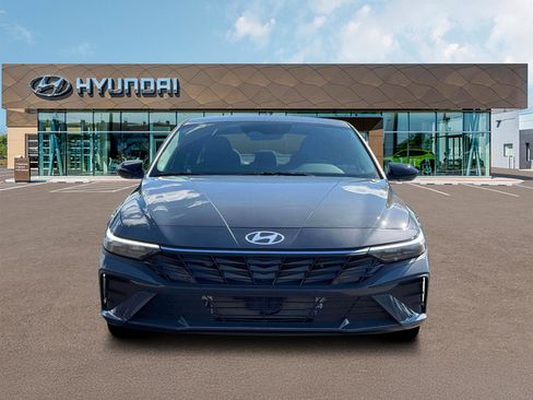 New 2026 Hyundai Elantra Sport image 12