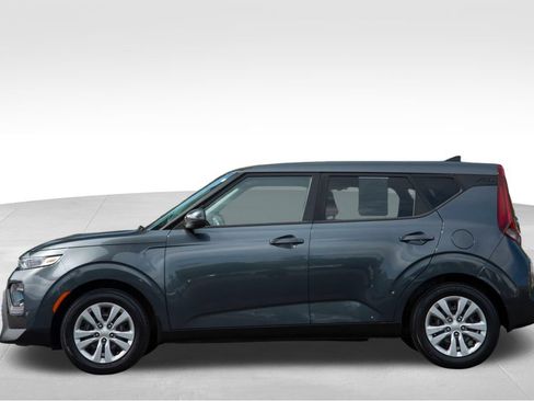 Used 2022 Kia Soul LX FWD image 6
