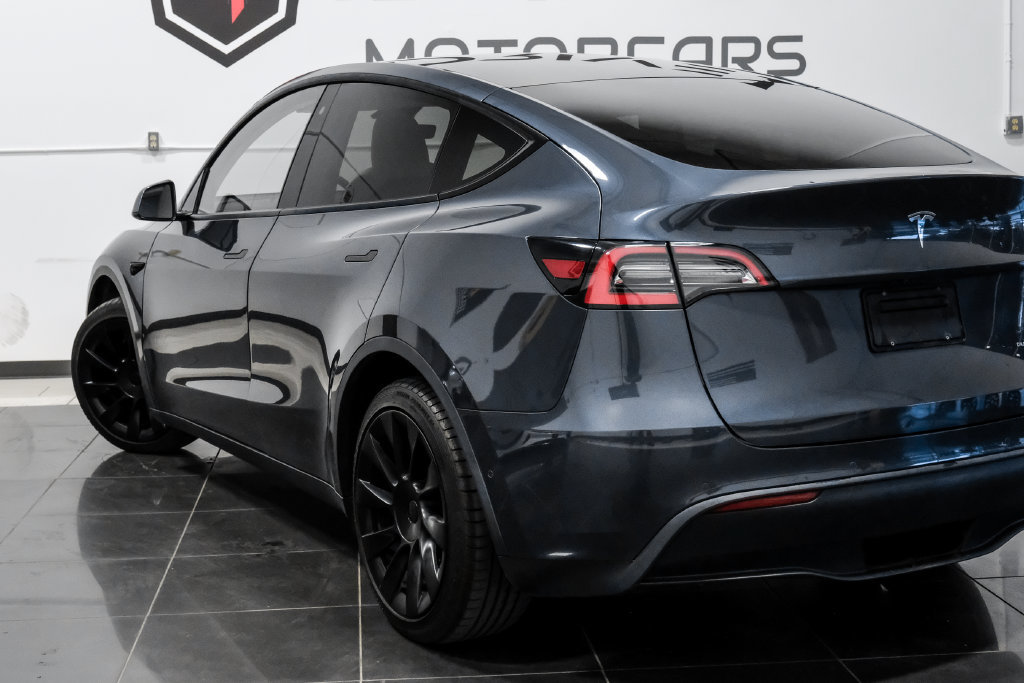 Used 2021 Tesla Model Y Long Range AWD/4WD image 14