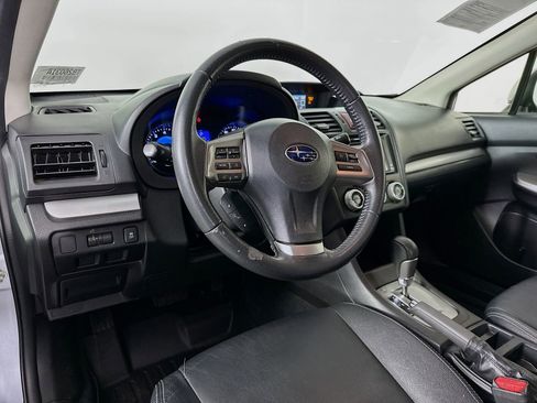 Used 2014 Subaru Crosstrek Touring AWD/4WD image 9