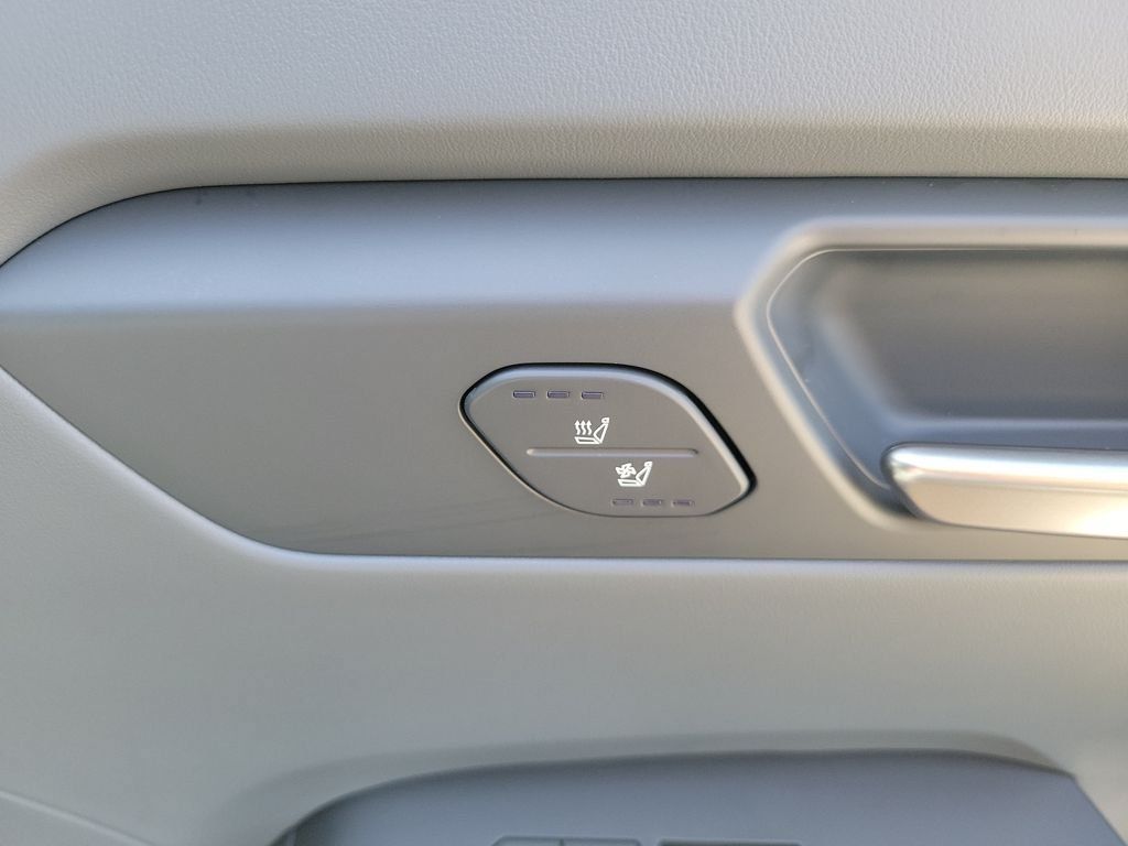 New 2026 Kia EV9 Light RWD image 12