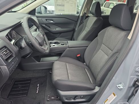 New 2026 Nissan Rogue SV image 12