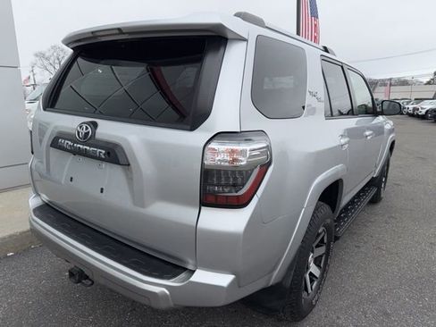 Used 2018 Toyota 4Runner TRD Off-Road image 4