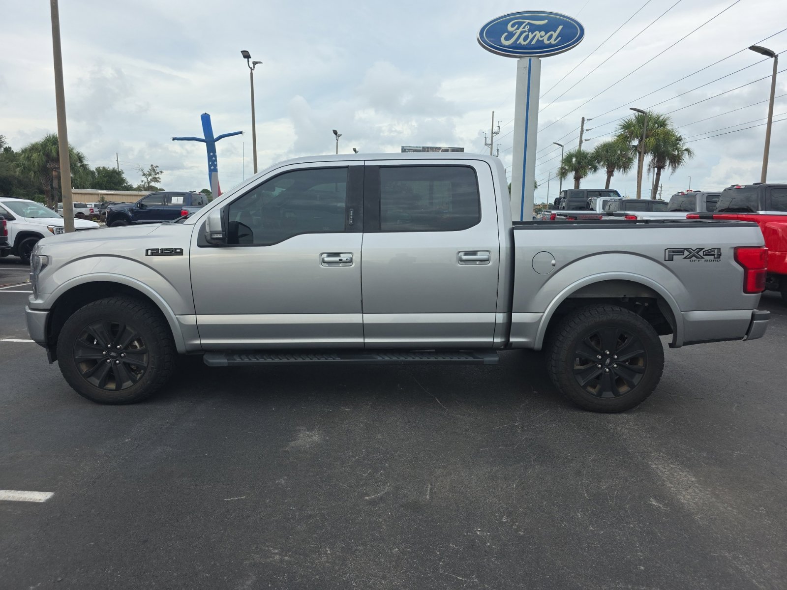 Used 2020 Ford F150 Lariat w/ Equipment Group 502A Luxury AWD/4WD image 6
